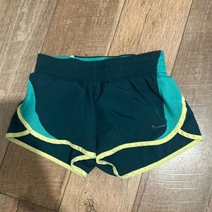 Nike Tempo
Women's Brief-Lined Running Shorts